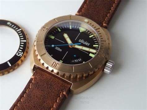 best bronze dive watches.